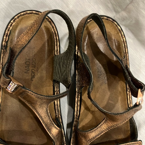 Naot sparkly copper Sandals Velcro adjustable Ankle & toe Straps & Wedge Sole. - Picture 4 of 11
